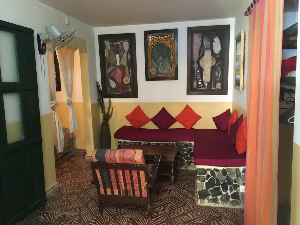 Chez Eric Hotel Goree Bagian luar foto