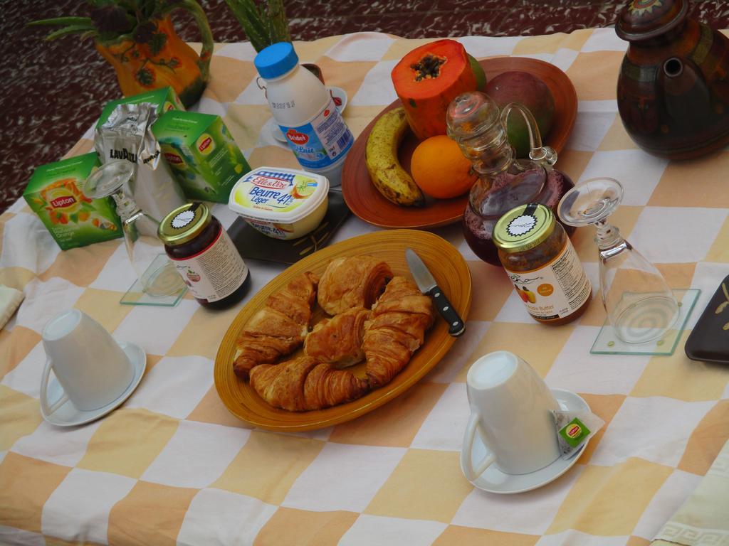 Chez Eric Hotel Goree Bagian luar foto